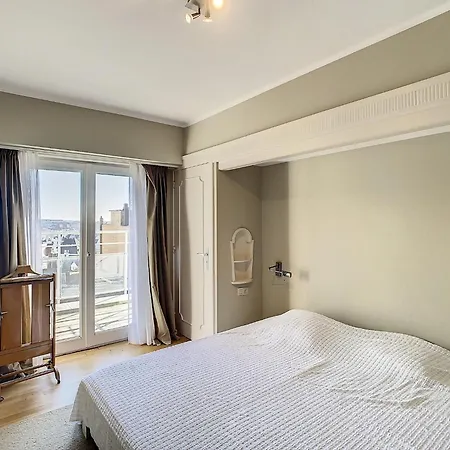 Spacious Corner In Heist Apartment Knokke-Heist