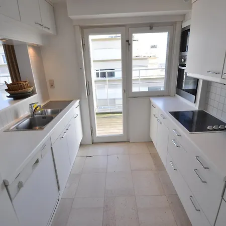 Appartement In Duinbergen With Sea Views *