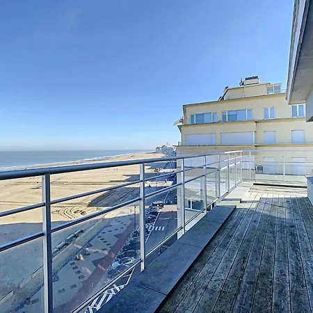 In Duinbergen With Sea Views *