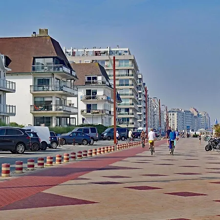 Spacious Corner In Heist Apartment Knokke-Heist