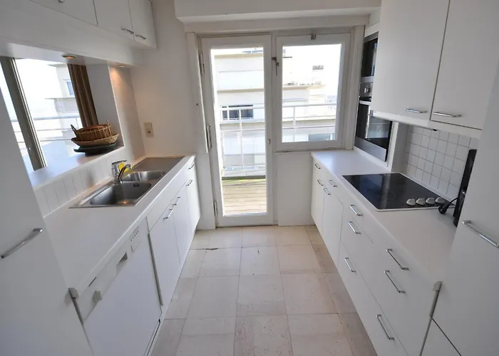 Appartement In Duinbergen With Sea Views *