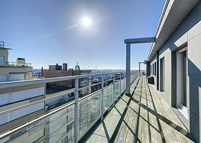 Appartement In Duinbergen With Sea Views *